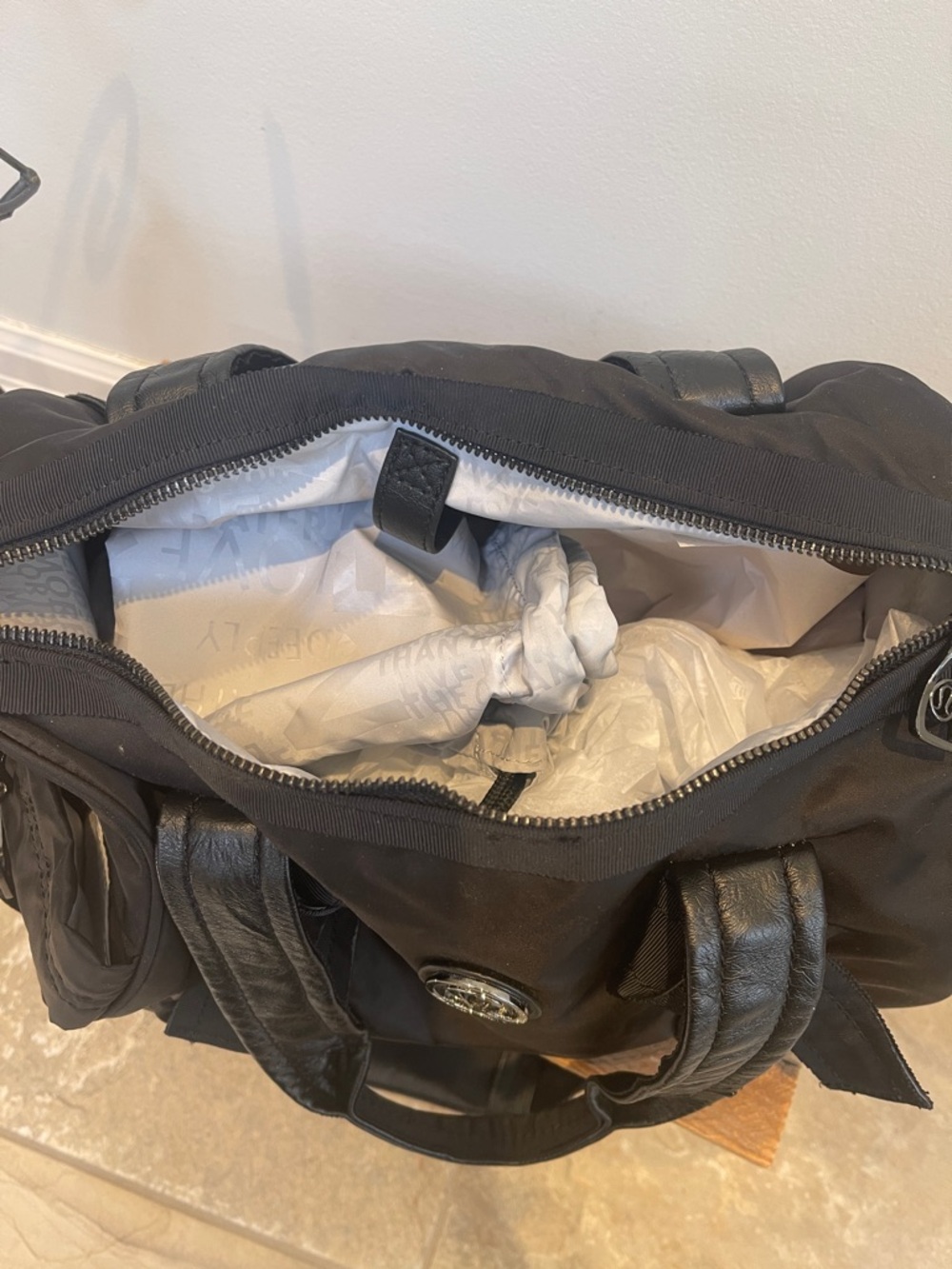 Lululemon DTB Duffel - Picture 5 of 13